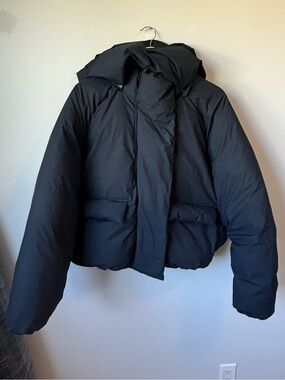 Khy puffer coat in midnight
